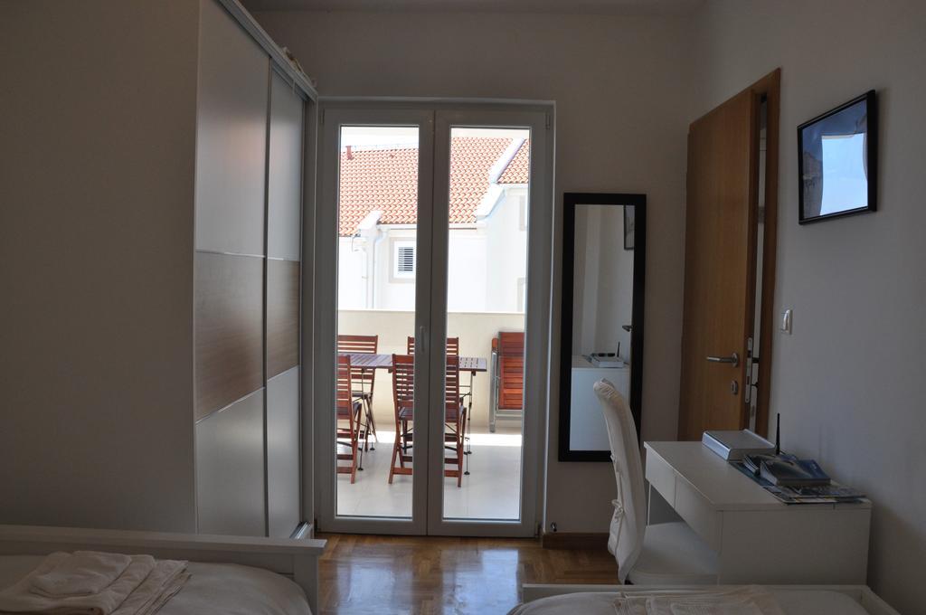 Jelena Apartments Bol Luaran gambar